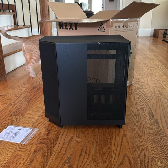 NEW NZXT H6 Flow RGB PC Case. NO GLASS DOOR INCLUDED - Picture 5 of 6